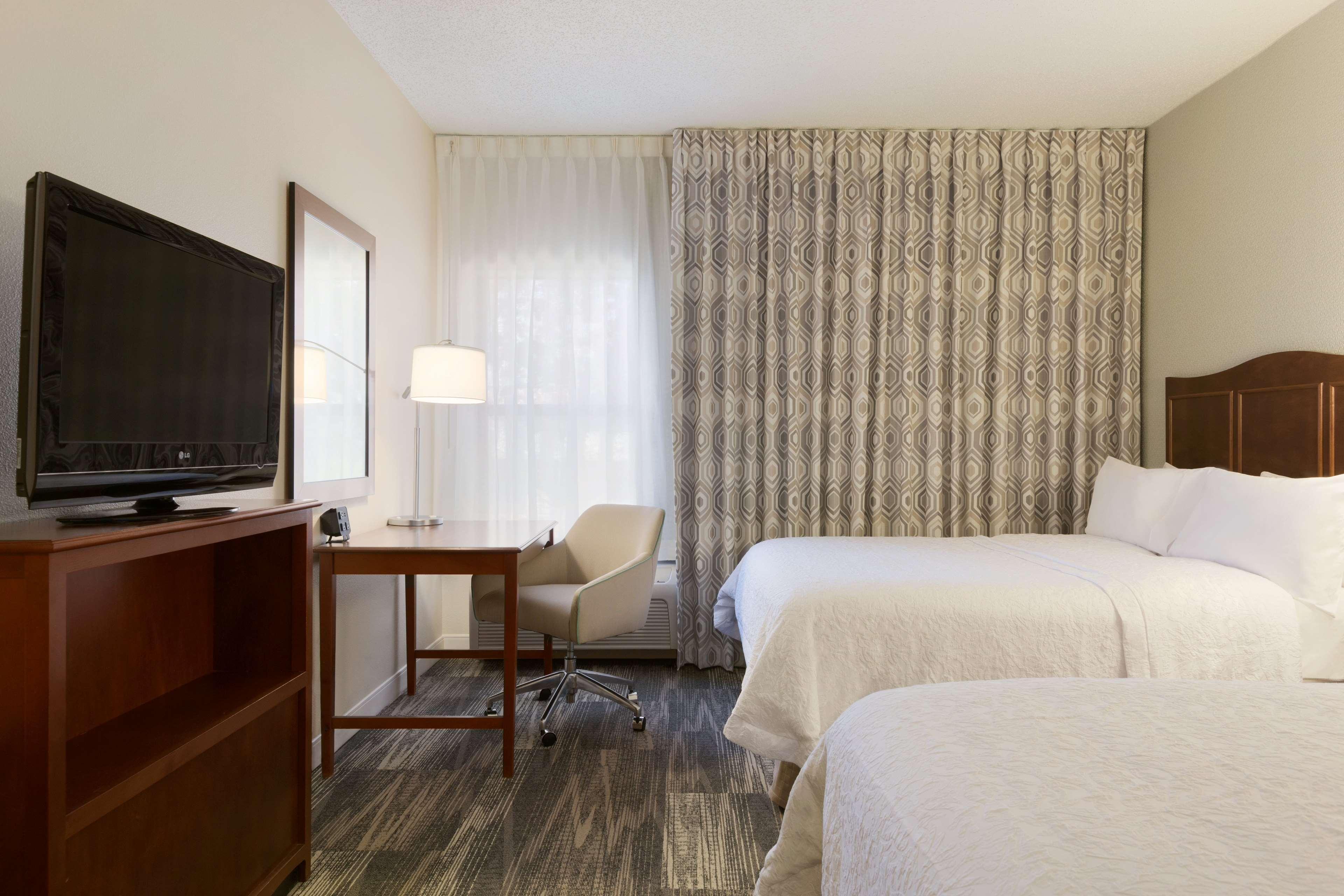 Hampton Inn Zanesville Exterior foto